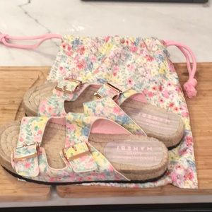 They were a gift they don’t fit